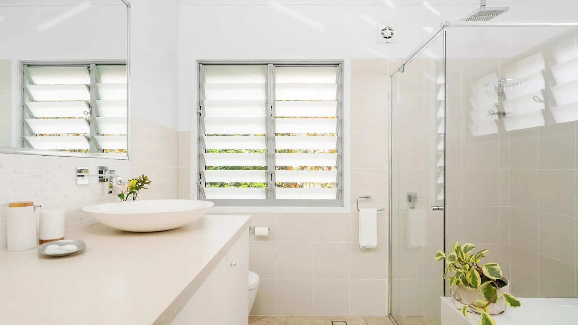 Holiday home A Perfect Stay - The White Rabbit Byron Bay