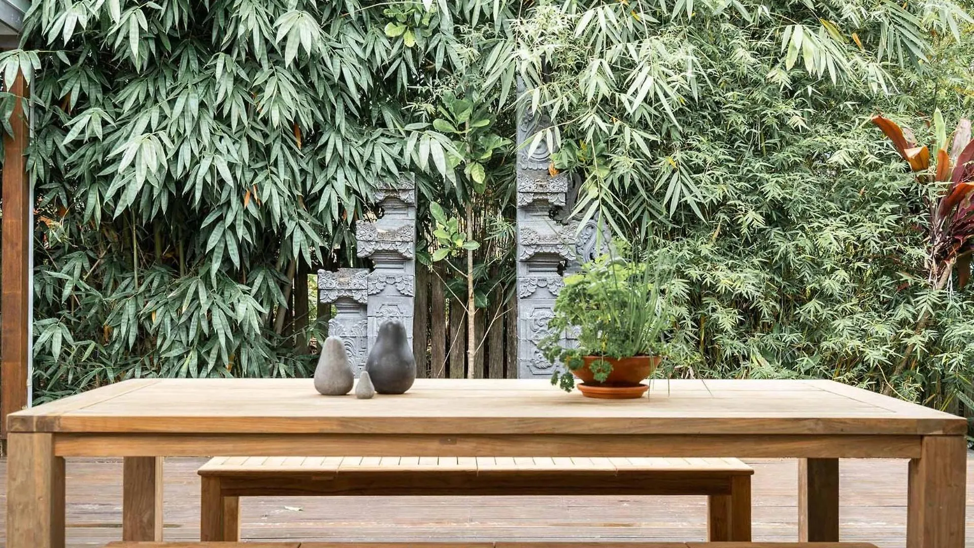 A Perfect Stay - The White Rabbit Byron Bay Australia