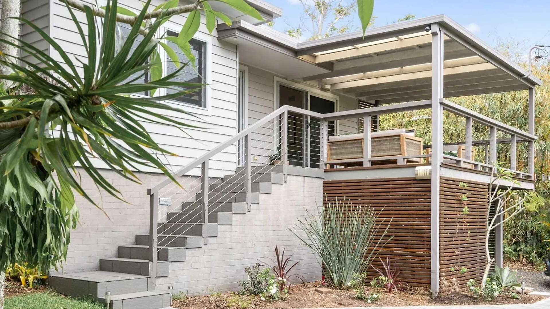 A Perfect Stay - The White Rabbit Byron Bay